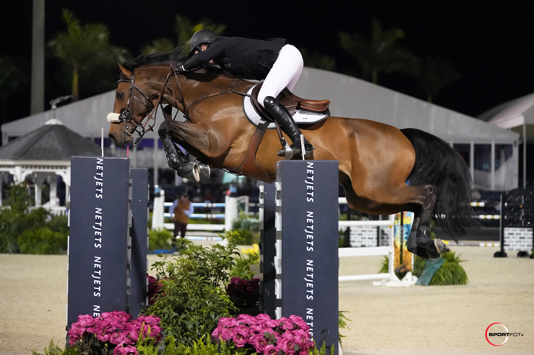 Andrew Bourns and Sea Topblue Cruise to $216,000 NetJets Grand Prix CSI4* Victory at 2022 WEF