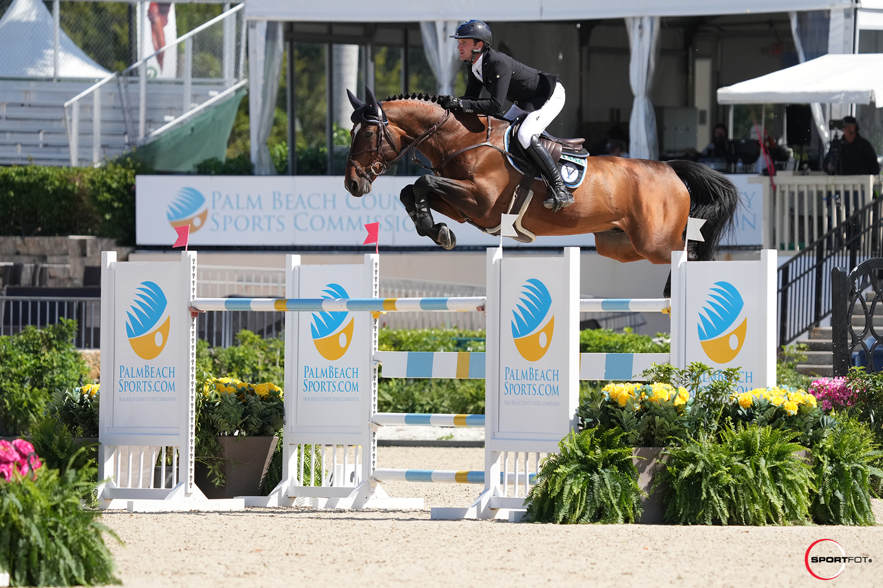 Darragh Kenny Flies to First in in $216,000 Palm Beach County Sports Commission Grand Prix CSI4*