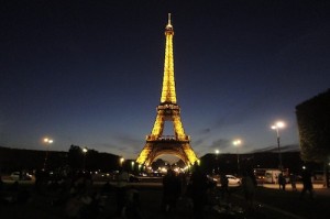 Bid for your vacation in Paris!